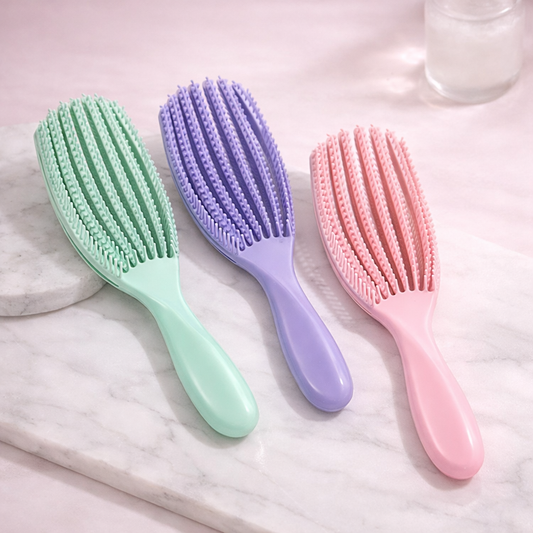 CurlEase Detangler Brush - By Lunara
